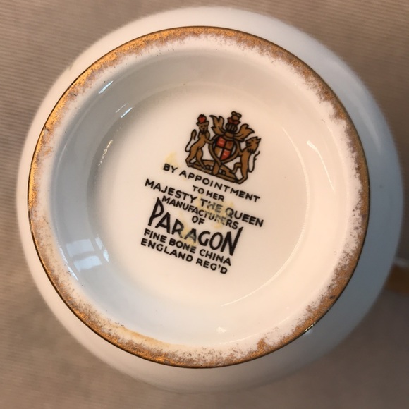 Paragon Cornflower Cream and Sugar Set - Picture 3 of 5